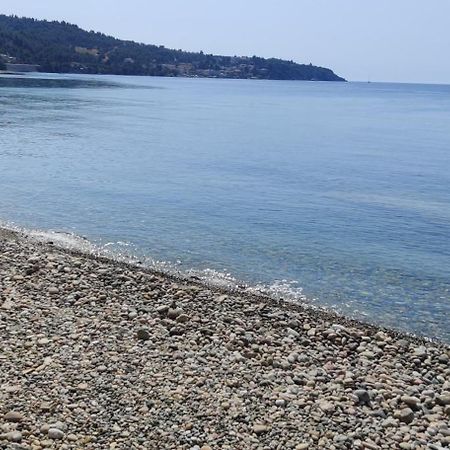 Sea Esta Holiday Home Nea Skioni Eksteriør billede